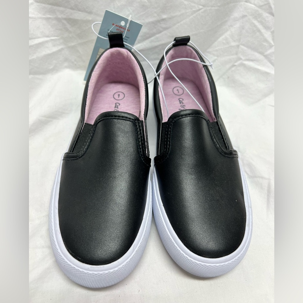 Slip on shoe